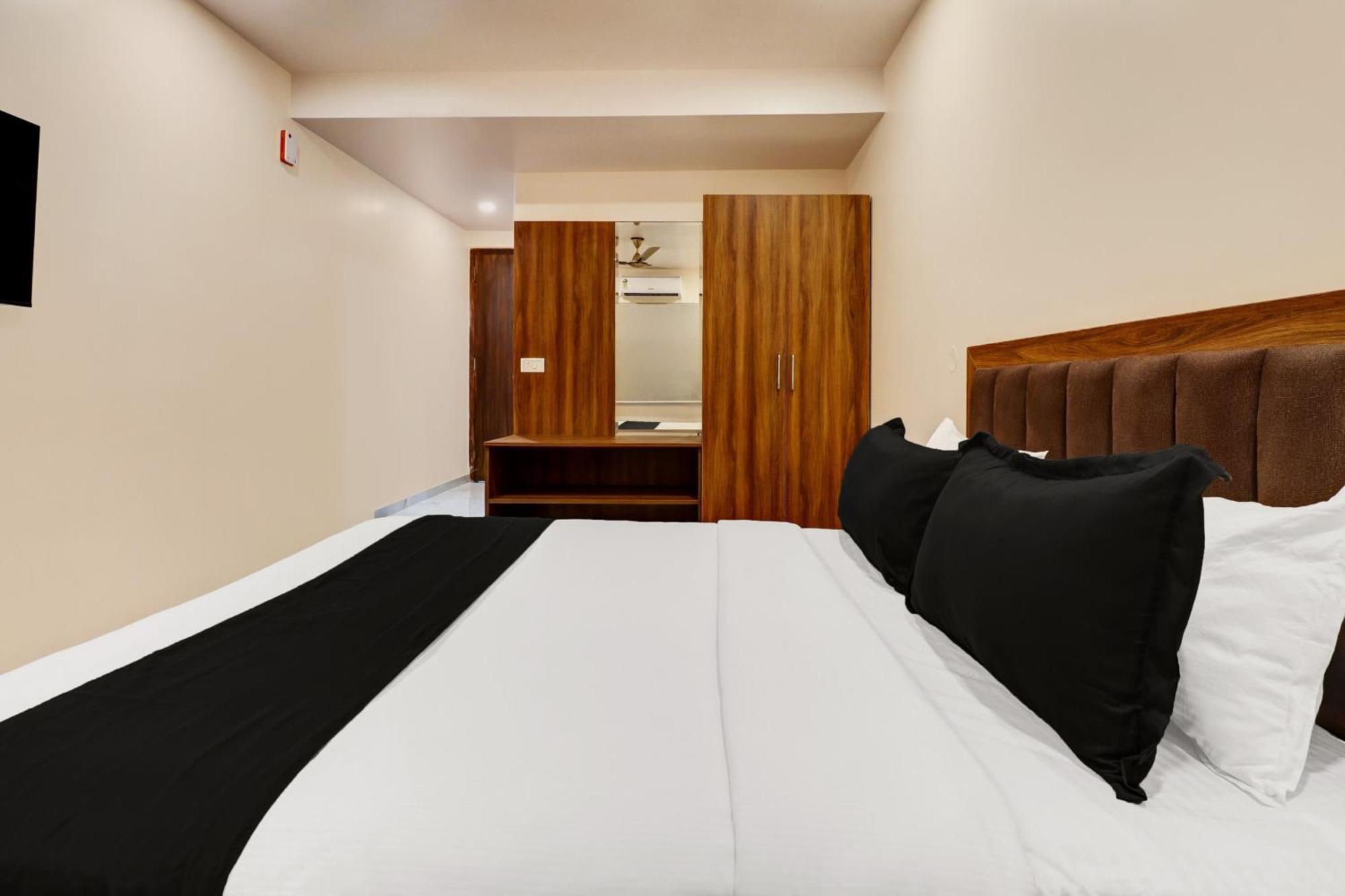Super Townhouse Arekere Near Mithai Mahal Bengaluru Zewnętrze zdjęcie